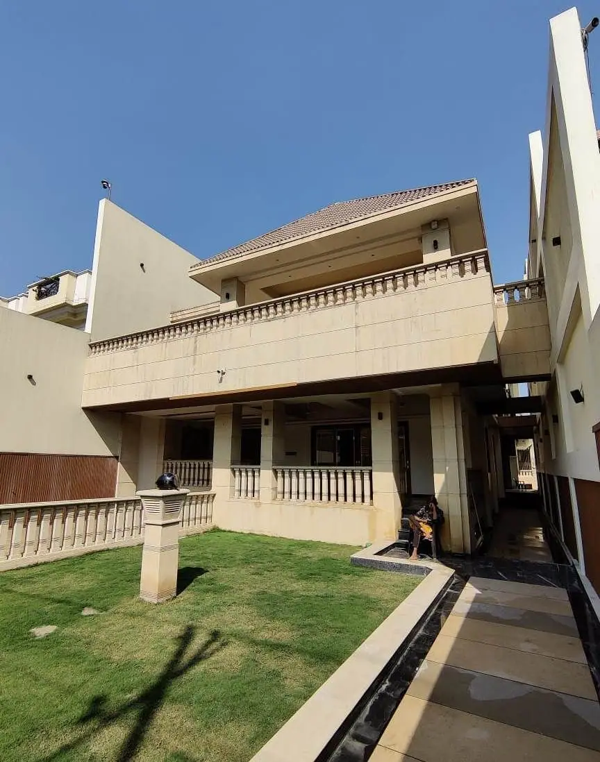 Garden facade of Irshad Akhtar House